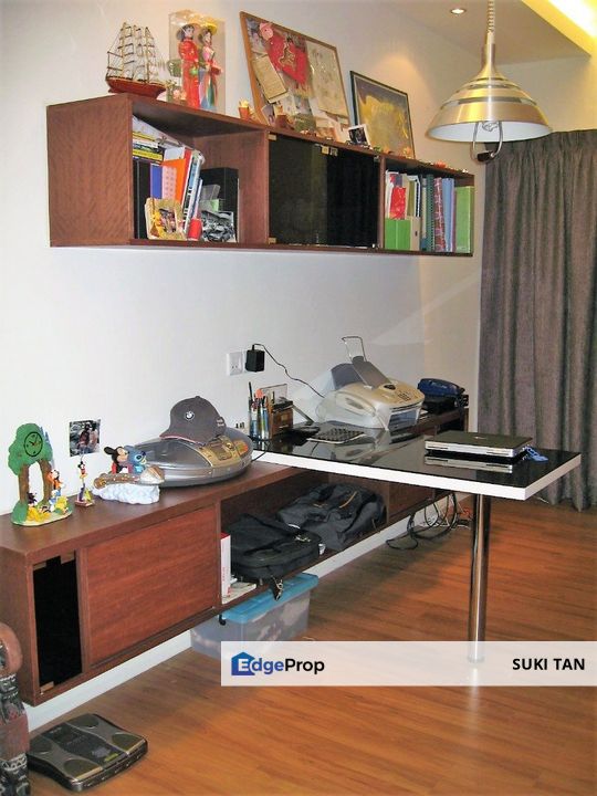 M【 Meadow 】Renovated 3-Storey Beautiful Home with Modern Upgrades and Spacious Living!, Kuala Lumpur, Sungai Besi