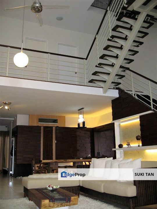 M【 Meadow 】Renovated 3-Storey Beautiful Home with Modern Upgrades and Spacious Living!, Kuala Lumpur, Sungai Besi