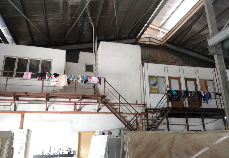 PUCHONG WAREHOUSE FOR SALE