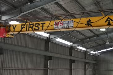 PUCHONG WAREHOUSE FOR SALE