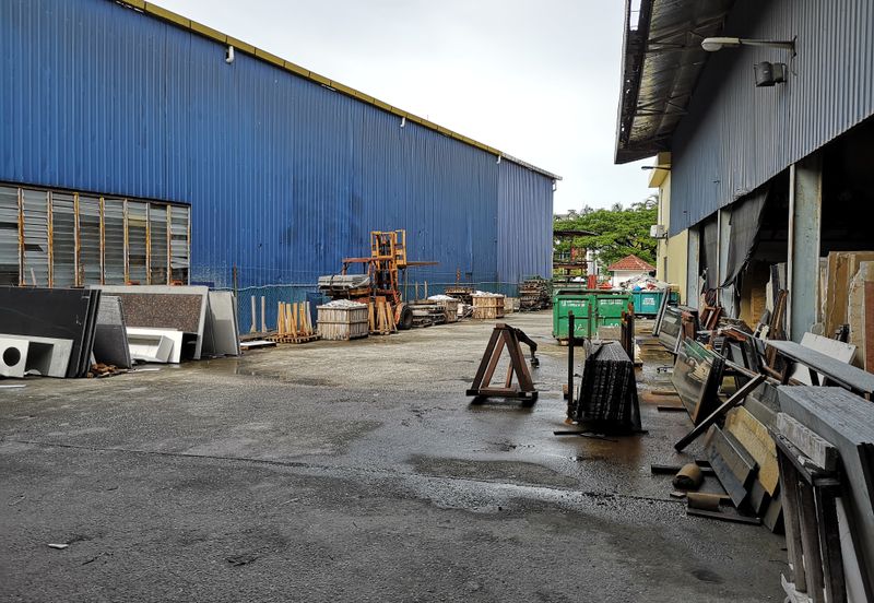 PUCHONG WAREHOUSE FOR SALE