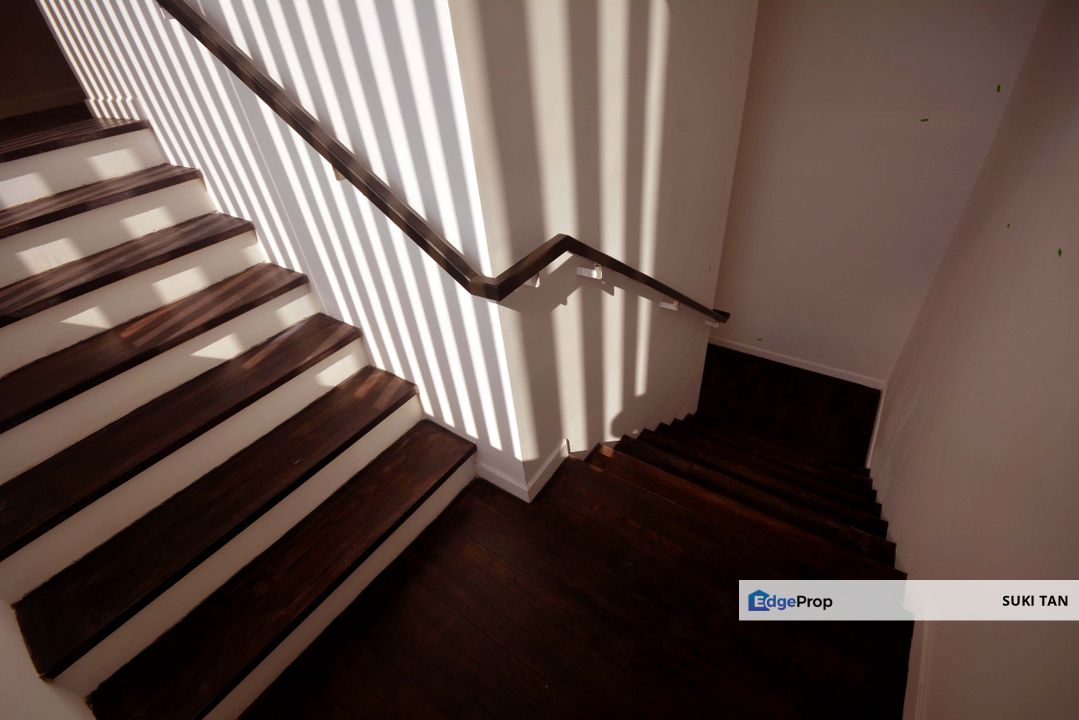 G【Ultimate Luxury Living!】Expansive Semi-D with Lift, Pool, and Underground Parking for 7 Cars, Kuala Lumpur, Sungai Besi