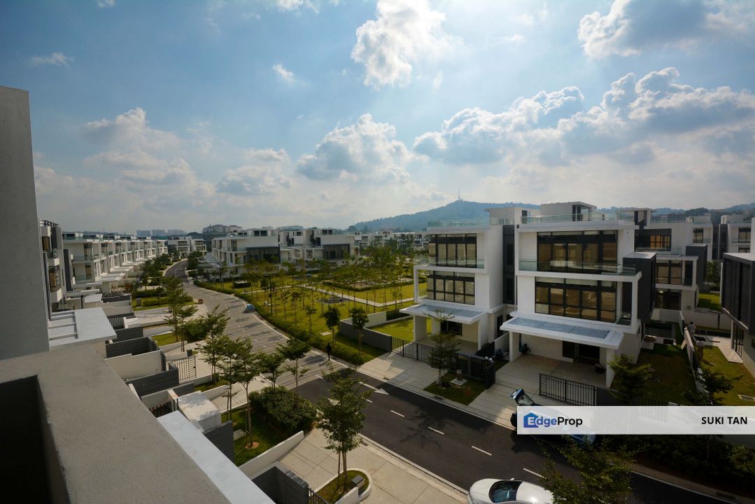 G【Ultimate Luxury Living!】Expansive Semi-D with Lift, Pool, and Underground Parking for 7 Cars, Kuala Lumpur, Sungai Besi