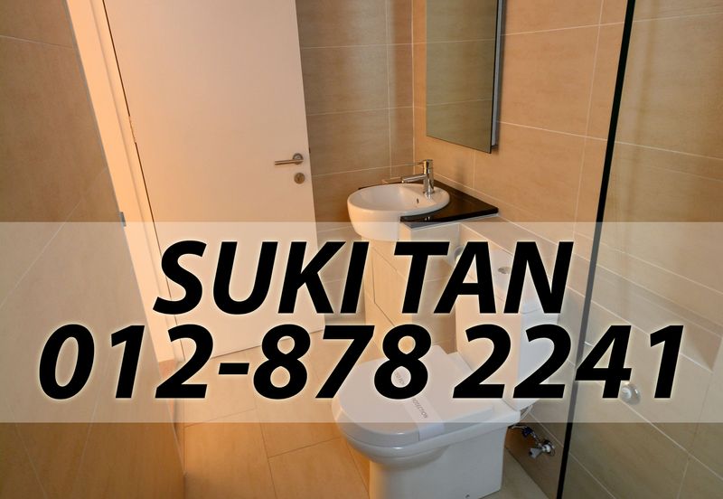 Lake Fields - Trilliums