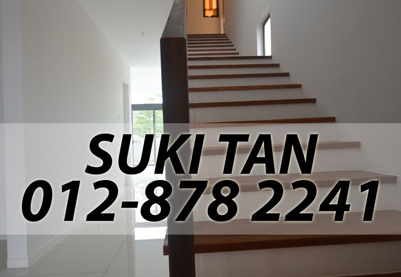 Lake Fields - Trilliums