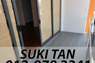 Lake Fields - Trilliums