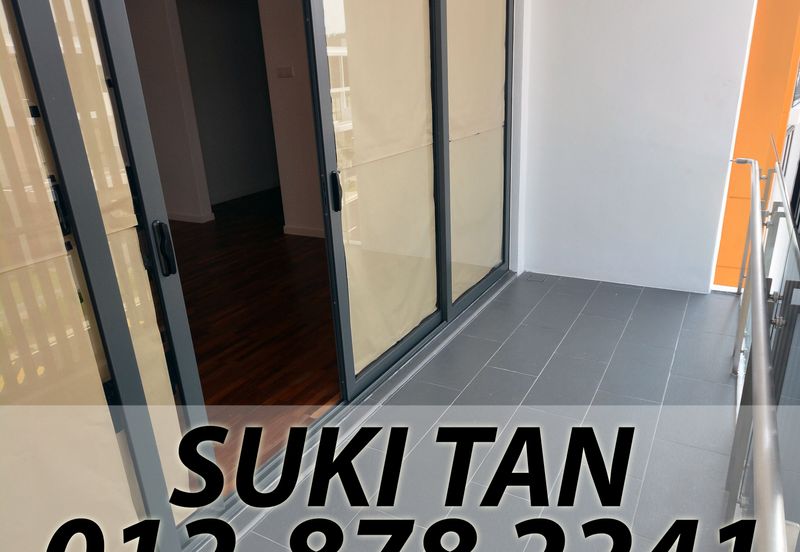 Lake Fields - Trilliums