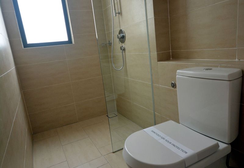 Lake Fields - Trilliums