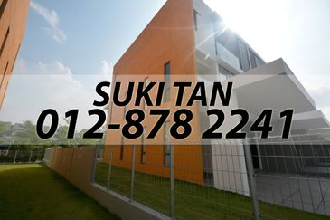 Lake Fields - Trilliums