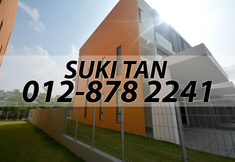 Lake Fields - Trilliums