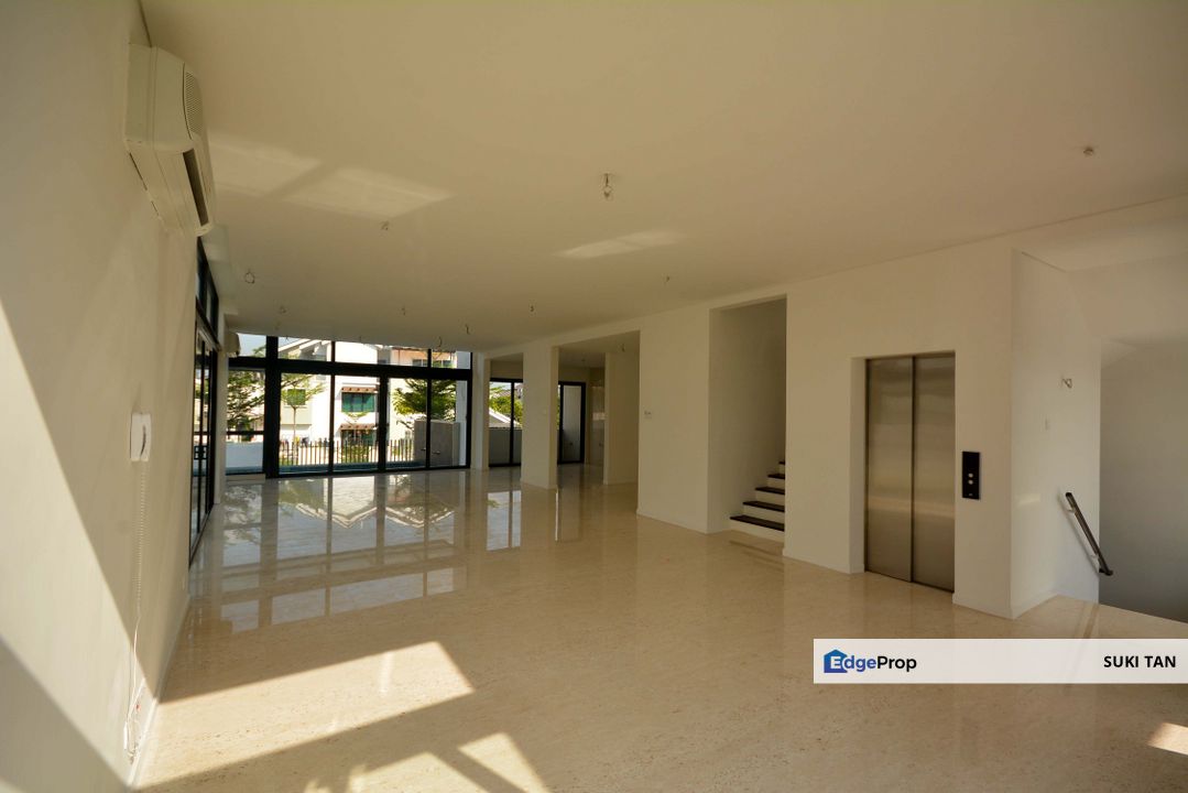 G【A Luxurious Home!】Expansive Semi-D with Lift, Pool, and Underground Parking for 7 Cars, Kuala Lumpur, Sungai Besi