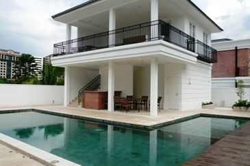 Beringin Residence - gated, walk to MRT