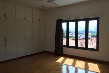 Bukit Pantai - KLCC view (9100sf land)