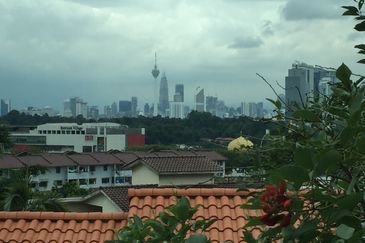 Bukit Pantai - KLCC view (9100sf land)