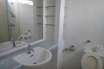 Bukit Pantai - KLCC view (9100sf land)