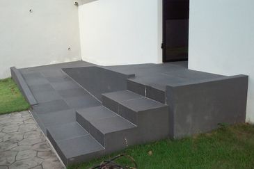 DH - Guarded, Lift, nice view, wheelchair friendly