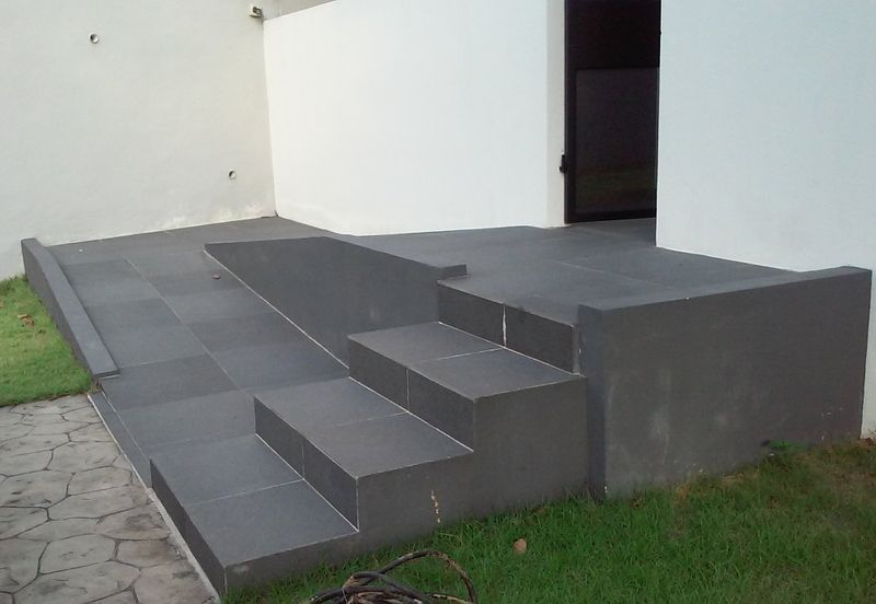 DH - Guarded, Lift, nice view, wheelchair friendly