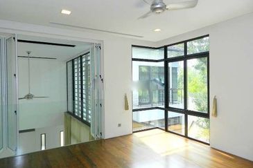 Seputeh Garden - gated, modern (near Mid Valley)