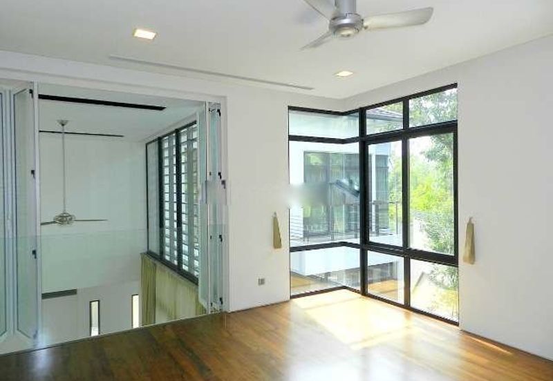 Seputeh Garden - gated, modern (near Mid Valley)