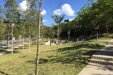 Seputeh Garden - gated, modern (near Mid Valley)