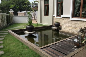 Kenny Hills - gated, pool (8400sf land) [near mall