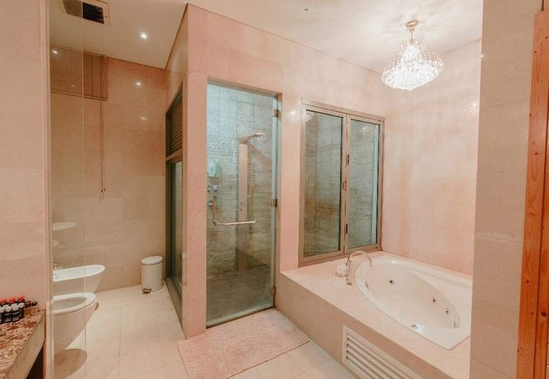 The Residence Mont Kiara-furnished, good condition