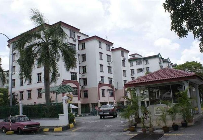 LRT Grdfl USJ14 Subang Goodyear Court 10 Apartment
