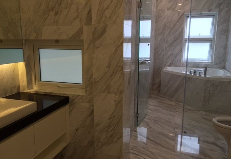 Bangsar - Large entertainment area, lift, view