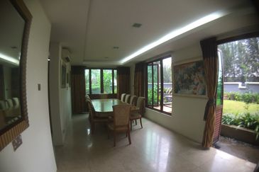 The Ara Bangsar-gated, lift,KLCC view (big garden)