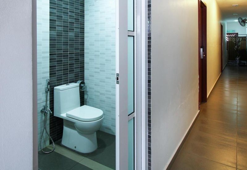 Melaka Hotel (37 room) 