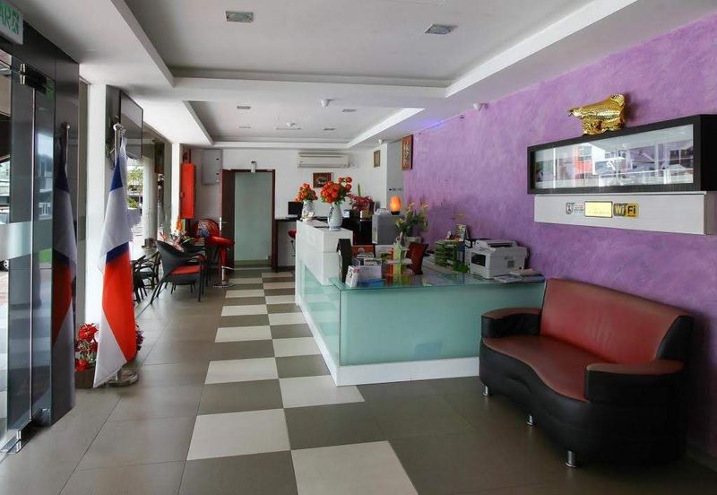 Melaka Hotel (37 room) 