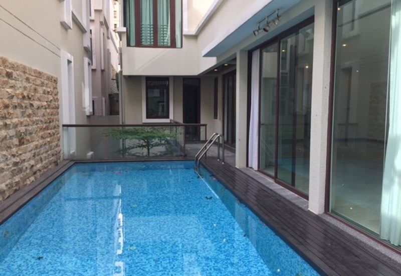 Villa Mont Kiara - gated, next to MKIS