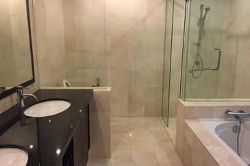 Villa Mont Kiara - gated, next to MKIS