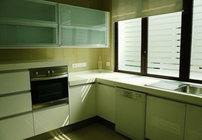 Villa Mont Kiara - gated, next to MKIS