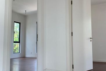 Villa 33, Bukit Manda'rina