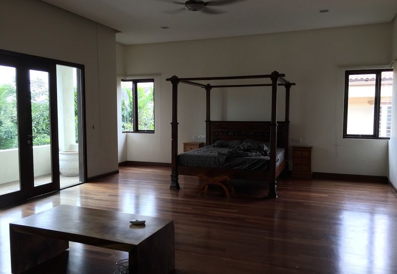 Tropicana Golf & Country Resort