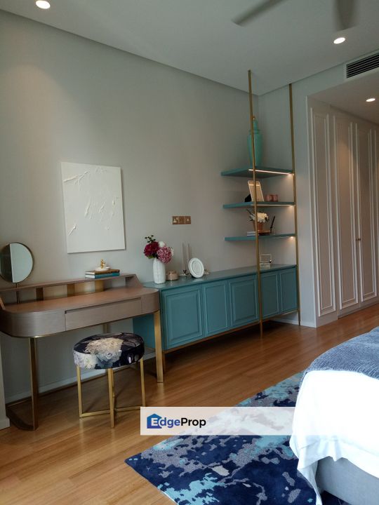 The Oval, Kuala Lumpur, KLCC