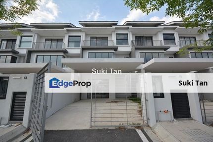 D【VALUE BUY】Stunning 3-Storey Landed House in KL with 5 Spacious Rooms at Dale Lakefields, SG Besi, Kuala Lumpur, Sungai Besi