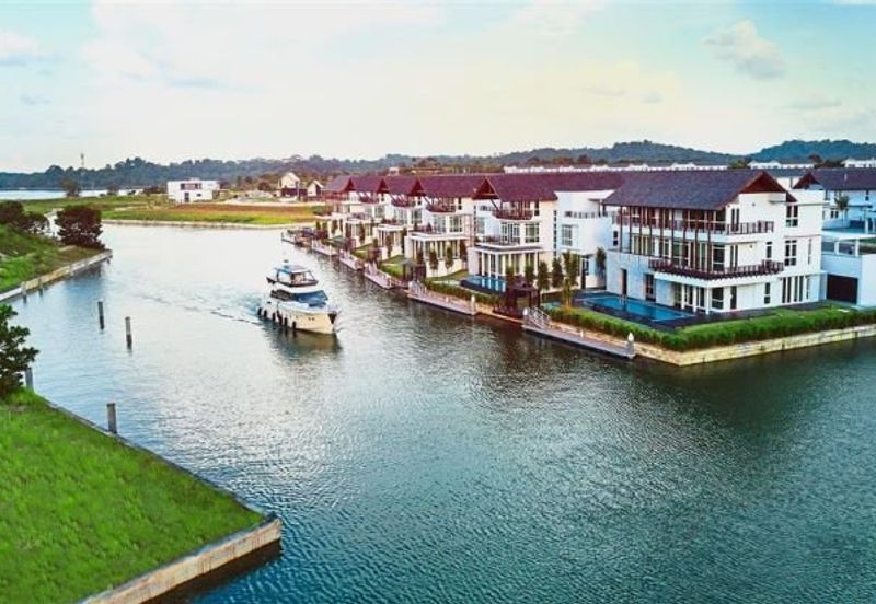 Emerald Bay @ Puteri harbour