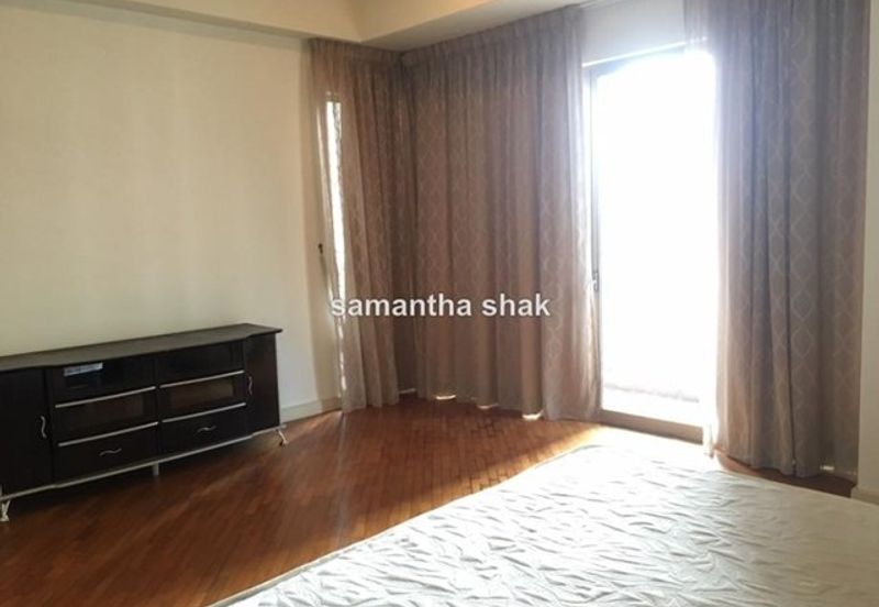 Hampshire Park Condominium