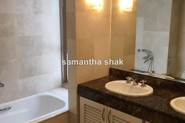 Hampshire Park Condominium