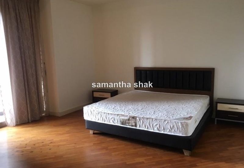 Hampshire Park Condominium