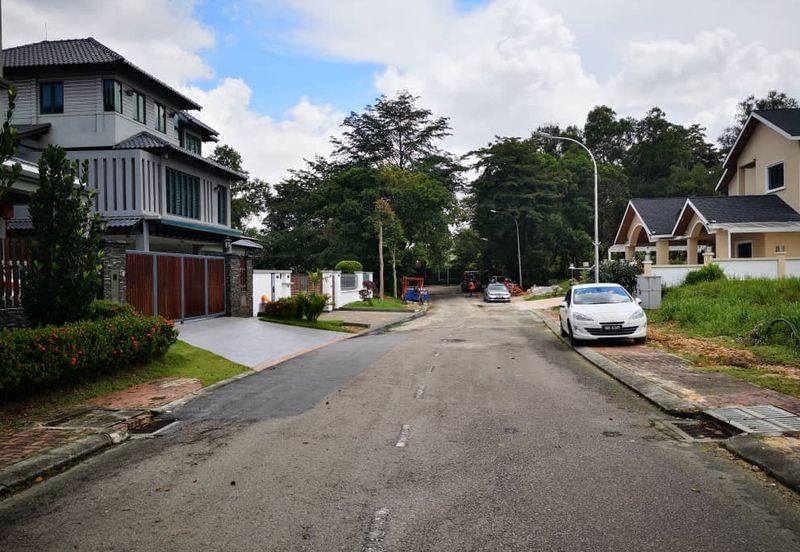 Bungalow Land Jalan Menara, Bukit Jelutong