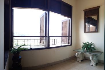 Desa ParkCity (Nadia Parkfront Condominium)