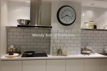 East Parc @ Menjalara