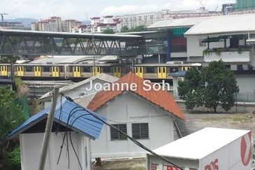 Loke Yew enblock building fully tenanted for sale
