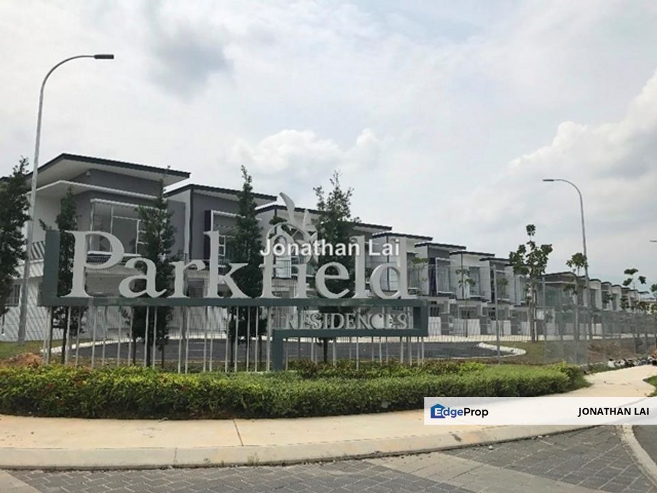 2 STY LINK HOUSE @ TROPICANA HEIGHTS (PARKFIELD), Selangor, Semenyih