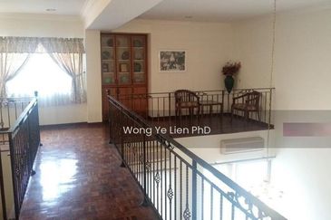 PENTHOUSE, Casa Mila Condo 3R2B Taman Bukit Idaman, 68100 Batu Caves, Selangor