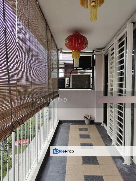 CONDO, Very Cheap, 4R 2B, Main Road, Indah Alam Condo, opp Central Sugar Factory Shah Alam, Selangor, Shah Alam