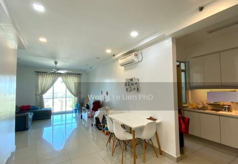 Austin Residence @Taman Mount Austin